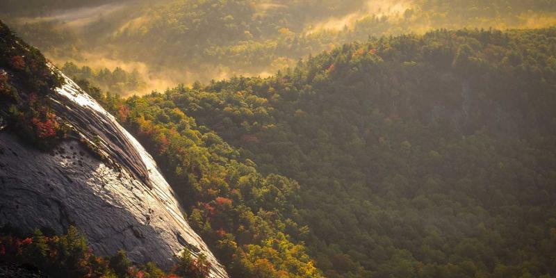 影视航拍技术与创意应用：无人机如何革新镜头视角与叙事维度